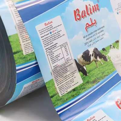 Enveloppe alimentaire en rouleau de film plastique d'aluminium laminé flexible pour emballage en poudre d'épices et de lait