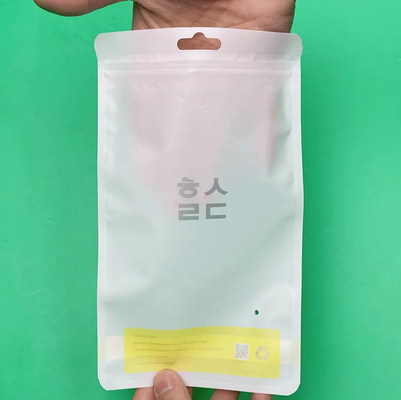 Hi-Q Logo personnalisé Fermeture à glissière auto-emboutissage de détail en plastique Emballage à trois côtés Fermeture à glissière plastique lamellée