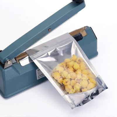 Foil d'aluminium reconditionnel lamellé brillant Livraison de nourriture Sacs à fermeture à glissière Yin Yang Sacoche debout avec face claire